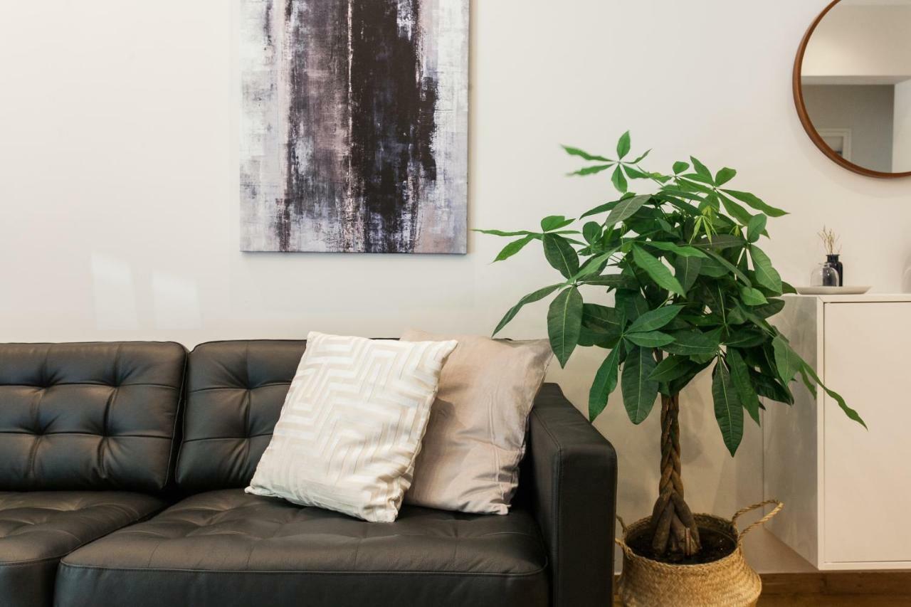 Peaceful 2Bd Apartment In Kolonaki By Upstreet アテネ エクステリア 写真
