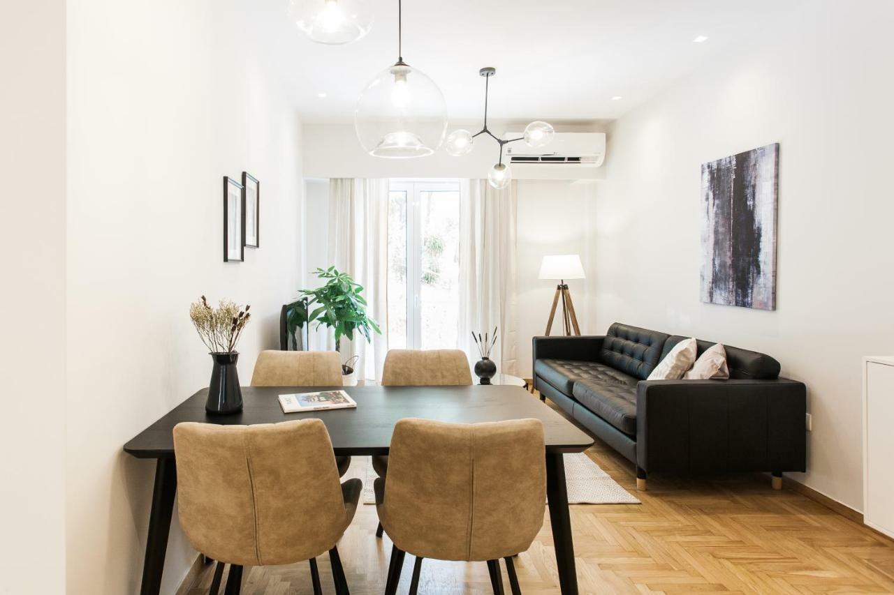 Peaceful 2Bd Apartment In Kolonaki By Upstreet アテネ エクステリア 写真